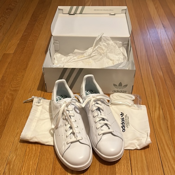 Brand New Adidas Stan Smith size: women’s 11 or men’s 10. - Picture 8 of 10